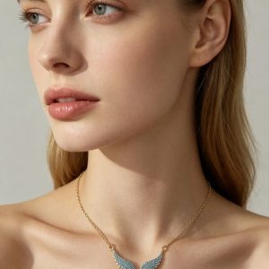 Angel green neckless